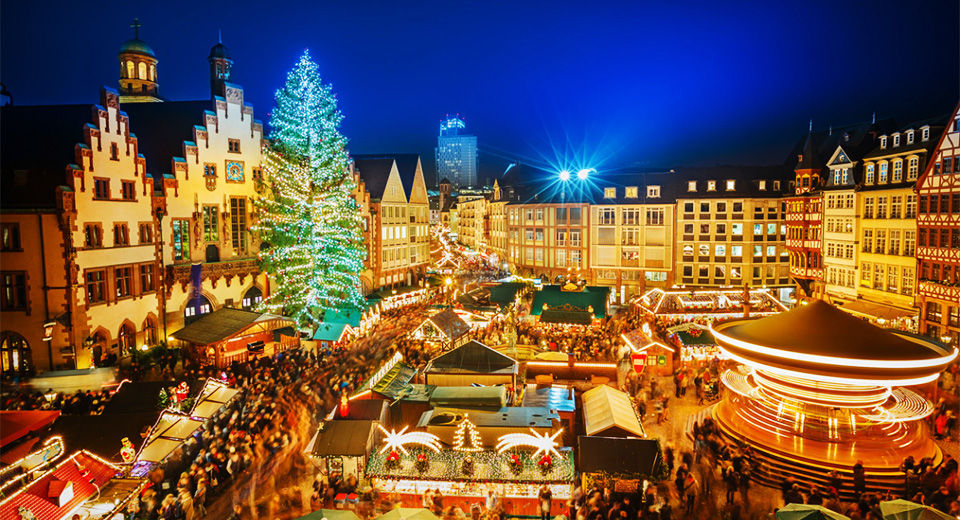 10 Best Christmas Towns in the USA for Happy Holidays